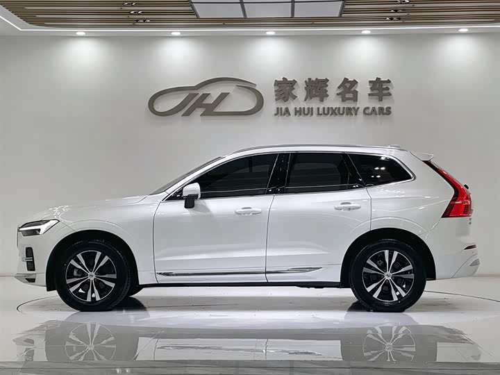 Фото 4 - Volvo XC60