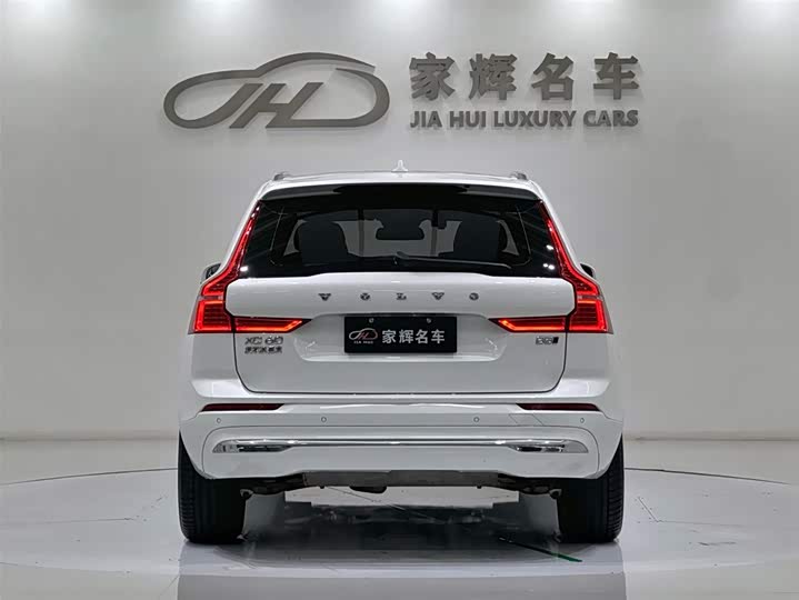 Фото 6 - Volvo XC60