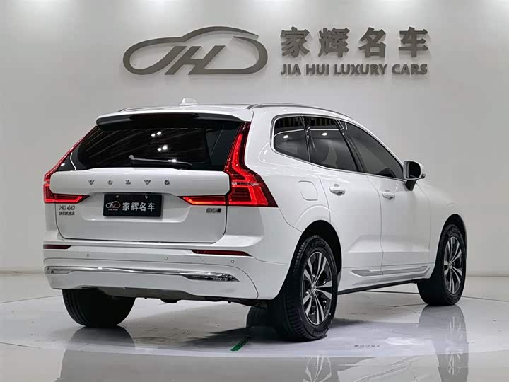 Фото 7 - Volvo XC60