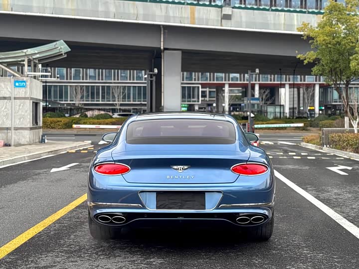 Фото 8 - Bentley Continental GT