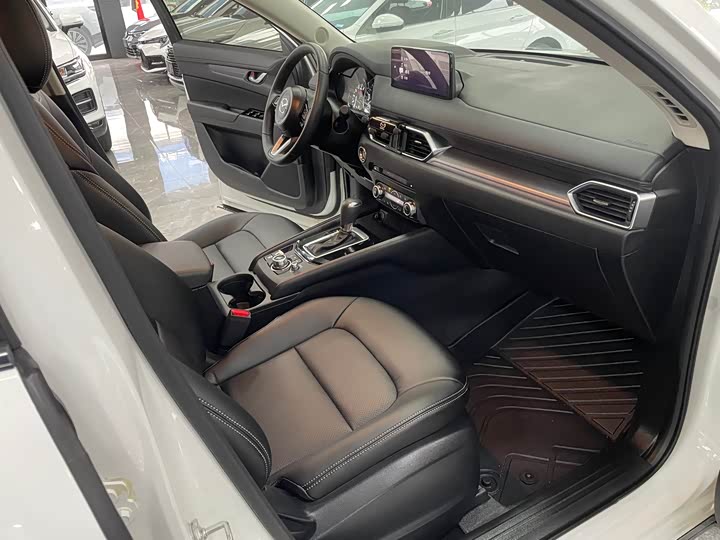 Фото 7 - Mazda CX-5