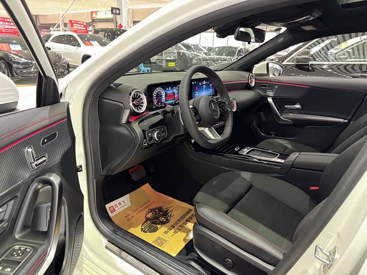 Фото 3 - Mercedes-Benz A-Class