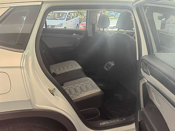 Фото 8 - Volkswagen Tayron