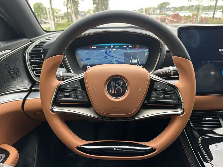 Фото 8 - BYD Han