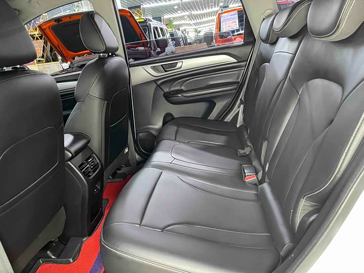 Фото 8 - Haval M6