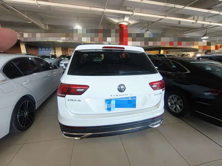 Фото 9 - Volkswagen Tiguan L Pro