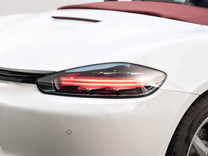 Фото 8 - Porsche 718