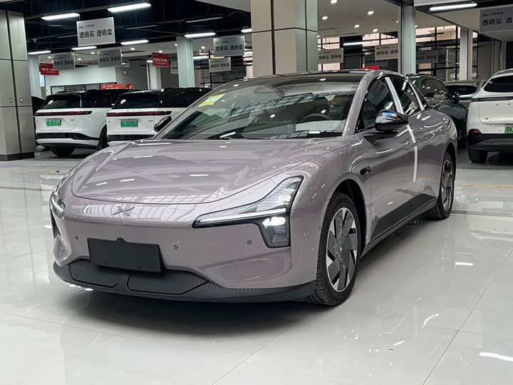 Фото 1 - XPeng Mona M03