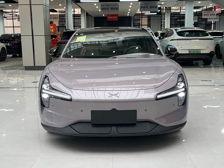 Фото 2 - XPeng Mona M03