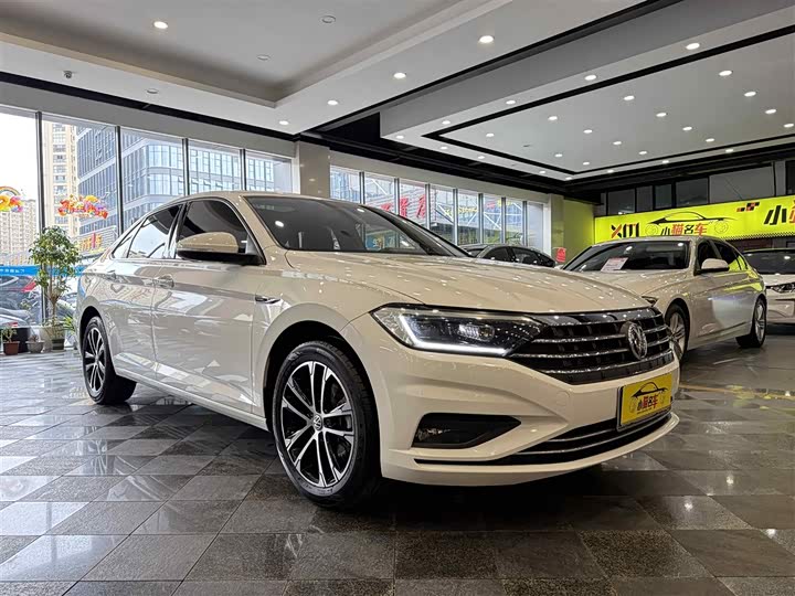 Фото 3 - Volkswagen Sagitar L