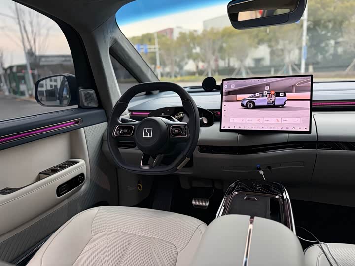 Фото 5 - Zeekr Mix