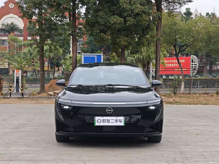 Фото 2 - Nissan N7