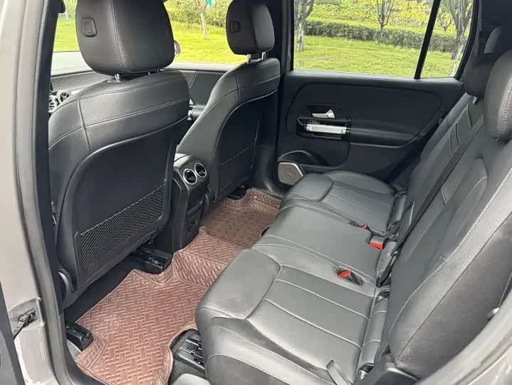 Фото 3 - Mercedes-Benz GLB-Class