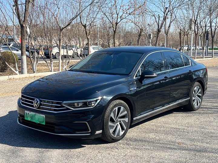 Фото 1 - Volkswagen Magotan GTE Hybrid