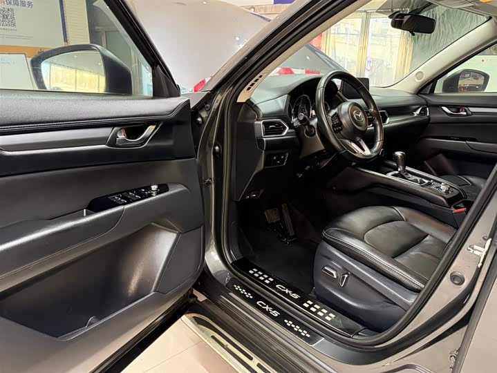 Фото 8 - Mazda CX-5