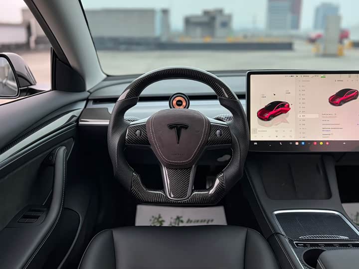 Фото 9 - Tesla Model 3