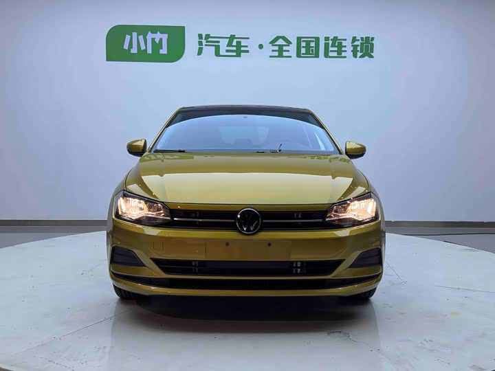 Фото 2 - Volkswagen Polo