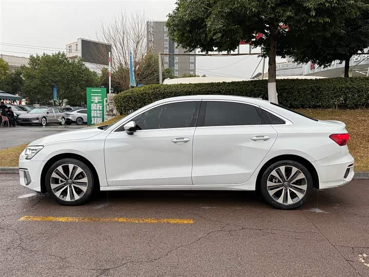 Фото 3 - Audi A3