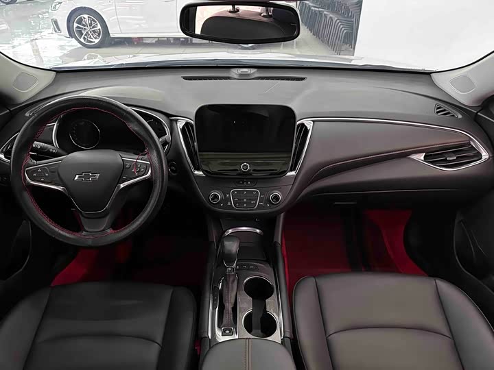 Фото 8 - Chevrolet Malibu XL