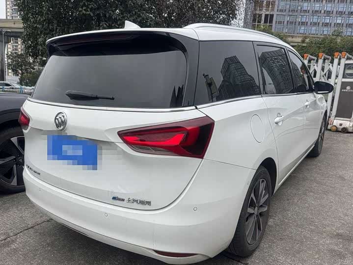 Фото 2 - Buick GL6