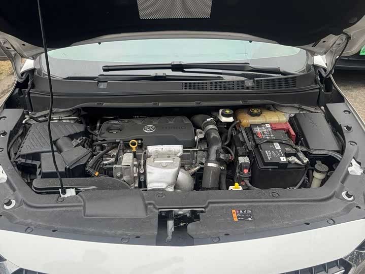 Фото 4 - Buick GL6