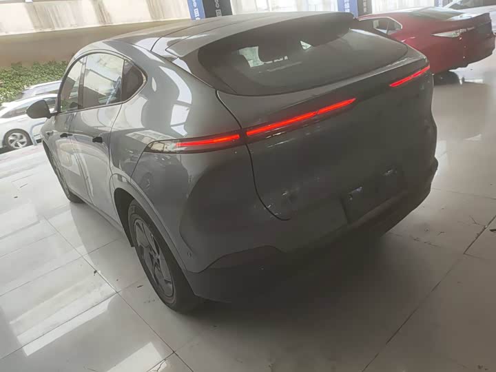 Фото 3 - XPeng G6