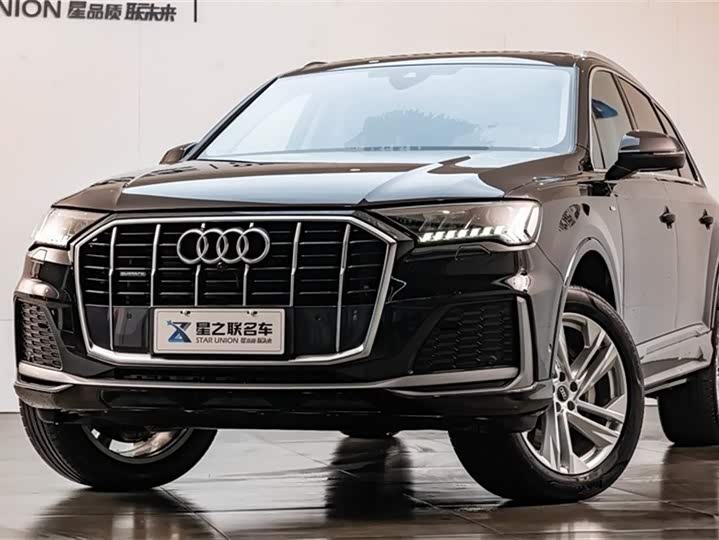 Фото 3 - Audi Q7