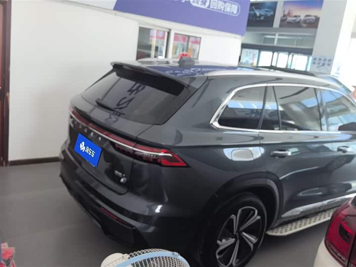 Photo 3 - Geely Monjaro