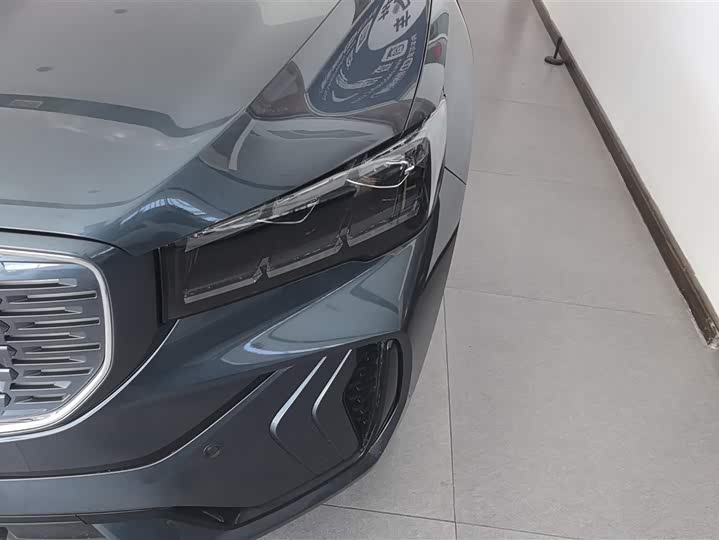 Photo 5 - Geely Monjaro