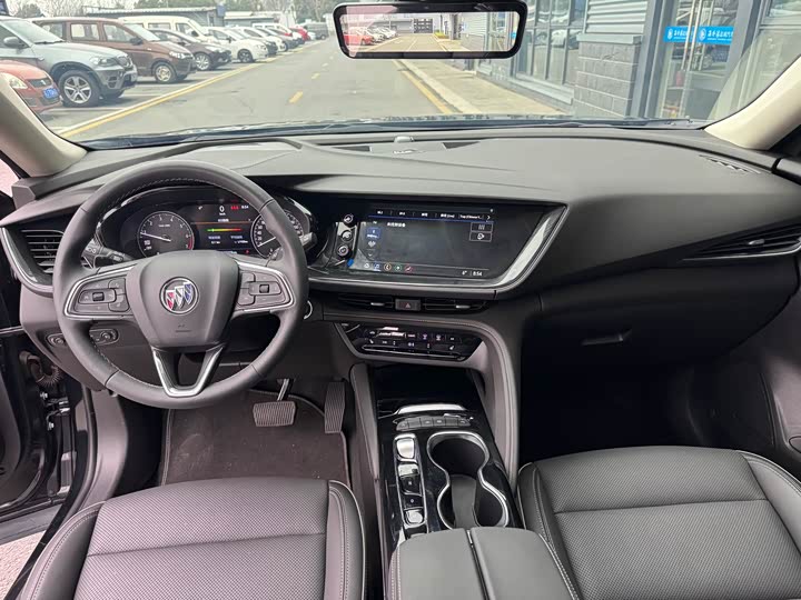 Фото 6 - Buick Envision Plus