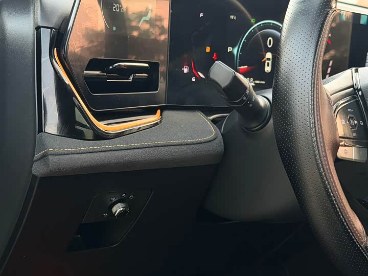 Фото 9 - Changan Oshan X5 Plus