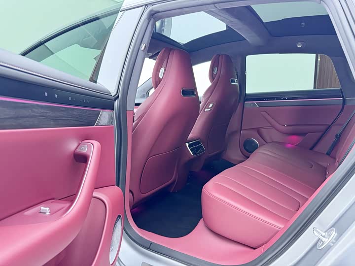 Фото 7 - Luxeed S7