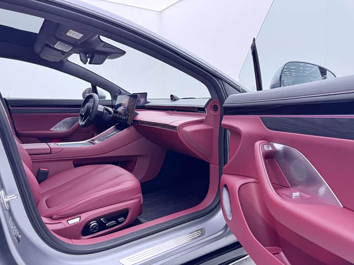 Фото 8 - Luxeed S7