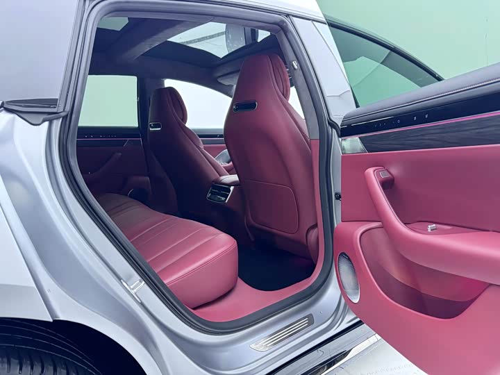 Фото 9 - Luxeed S7