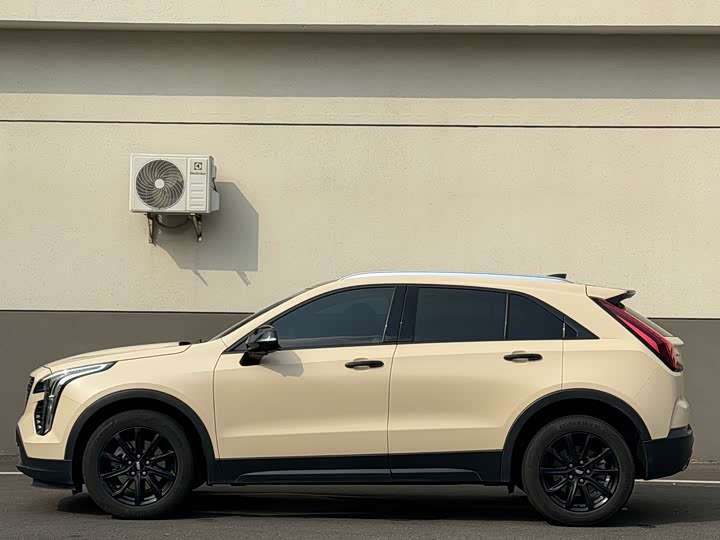 Фото 3 - Cadillac XT4