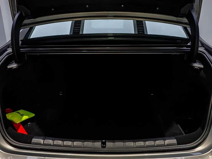 Фото 6 - BMW 7 Series