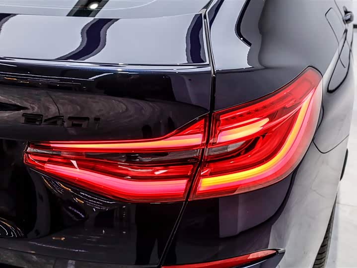 Фото 5 - BMW 6 Series GT