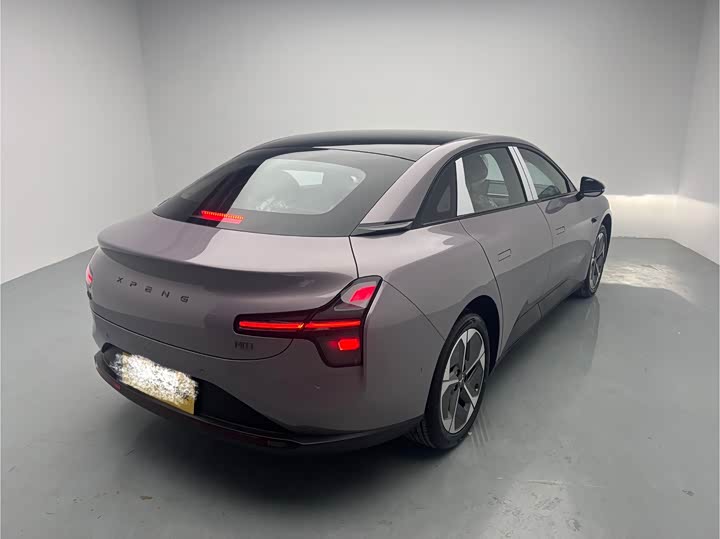 Фото 4 - XPeng Mona M03