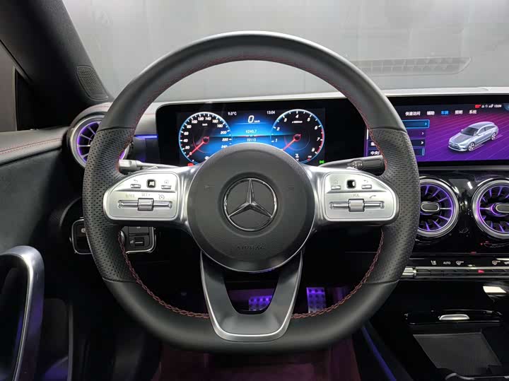 Фото 7 - Mercedes-Benz CLA-Class