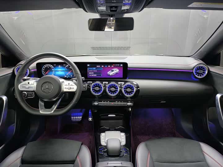 Фото 8 - Mercedes-Benz CLA-Class