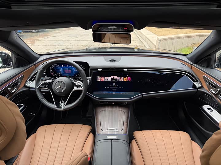 Фото 5 - Mercedes-Benz E-Class Hybrid