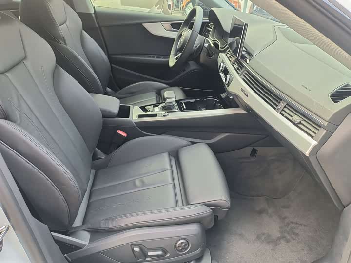 Фото 4 - Audi A5