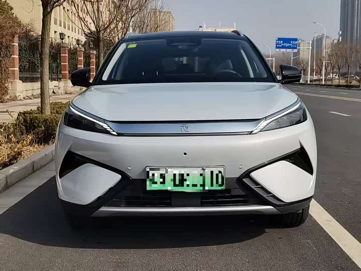 Фото 2 - BYD Yuan Plus