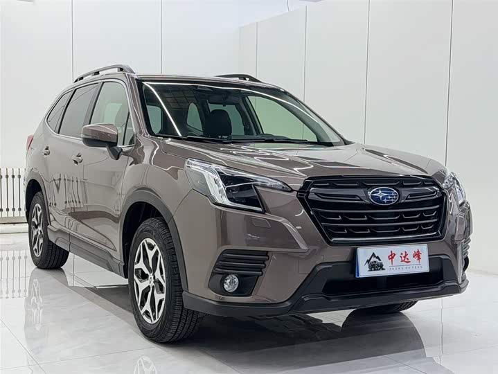 Фото 4 - Subaru Forester