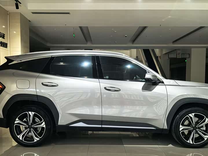 Фото 4 - Geely Galaxy L7