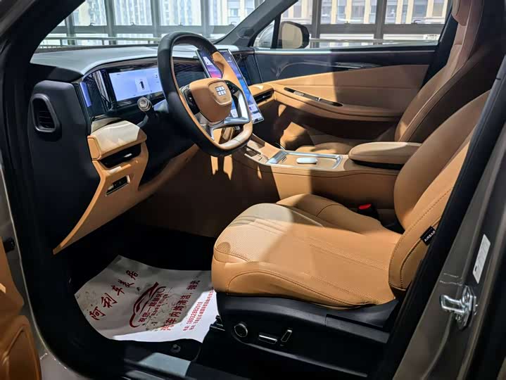 Фото 9 - Geely Galaxy L7