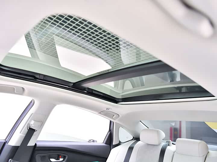 Фото 9 - Honda Accord Hybrid