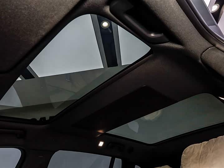 Photo 4 - LiXiang L7