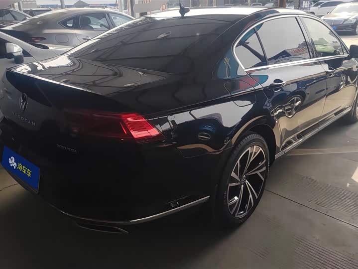 Фото 3 - Volkswagen Magotan