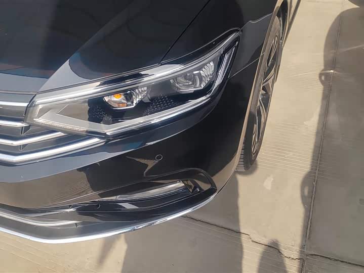 Фото 5 - Volkswagen Magotan